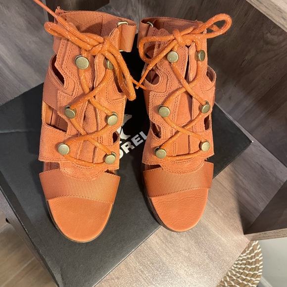 Nadia Lace Sorel Sandal size 7.5 NEW - Picture 2 of 8